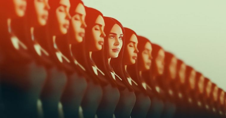 دانلود فیلم تابعیت Subservience با پخش آنلاین و زیرنویس چسبیده