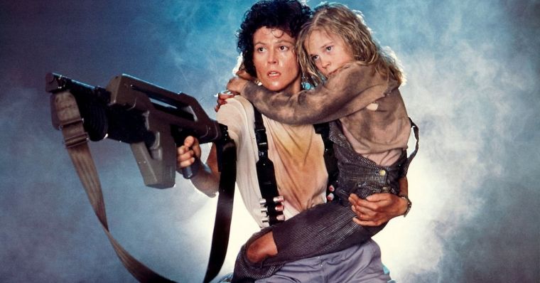 دانلود فیلم بیگانگان Aliens با پخش آنلاین و زیرنویس چسبیده