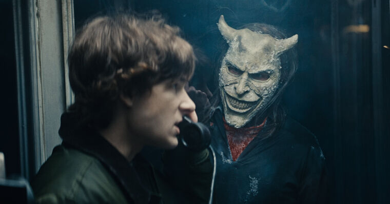 دانلود فیلم تلفن سیاه ۲ با دوبله فارسی